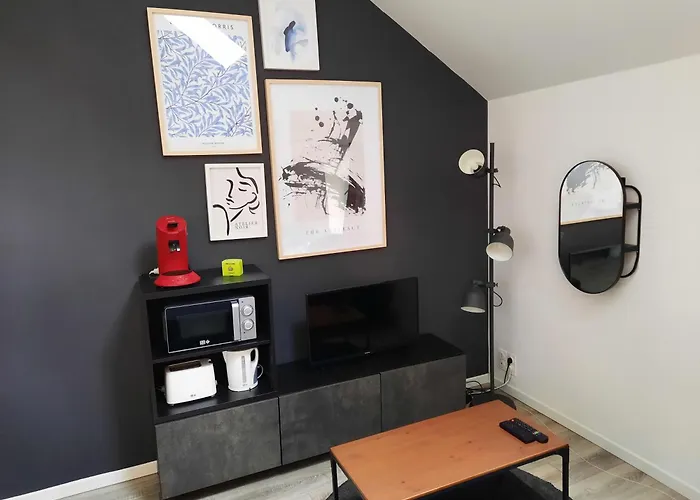 Le Perdrix : 2 Prs, Proche Gare Et Darcy Appartement *